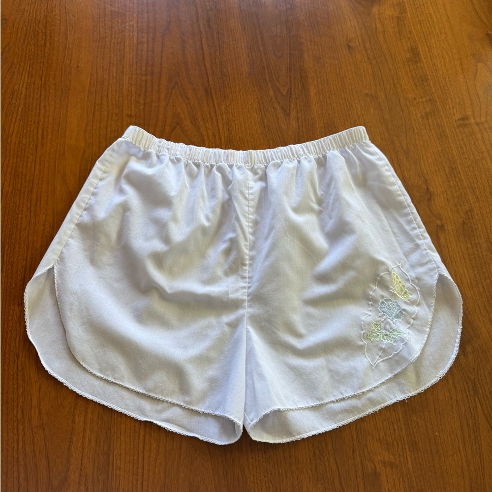 White Embroidered Women's Pajama Shorts